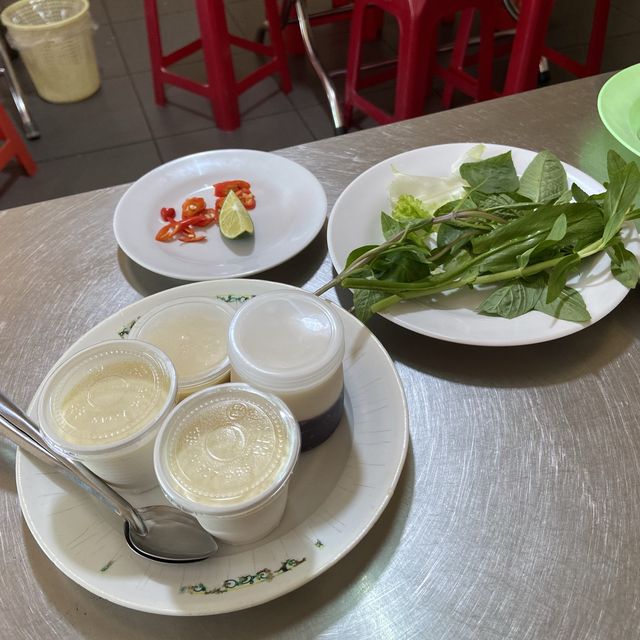 달랏 쌀국수 포원씨 (pho 1c) 베트남여행 / 치즈요거트 🧀 