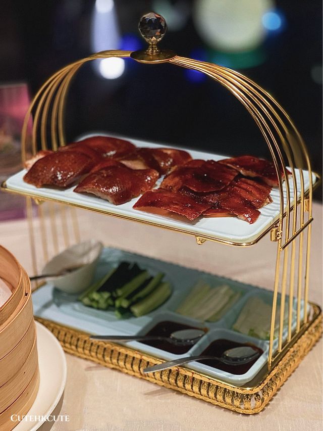 香港這乳鴿外皮卜卜脆🌟很神‼️好吃到無語