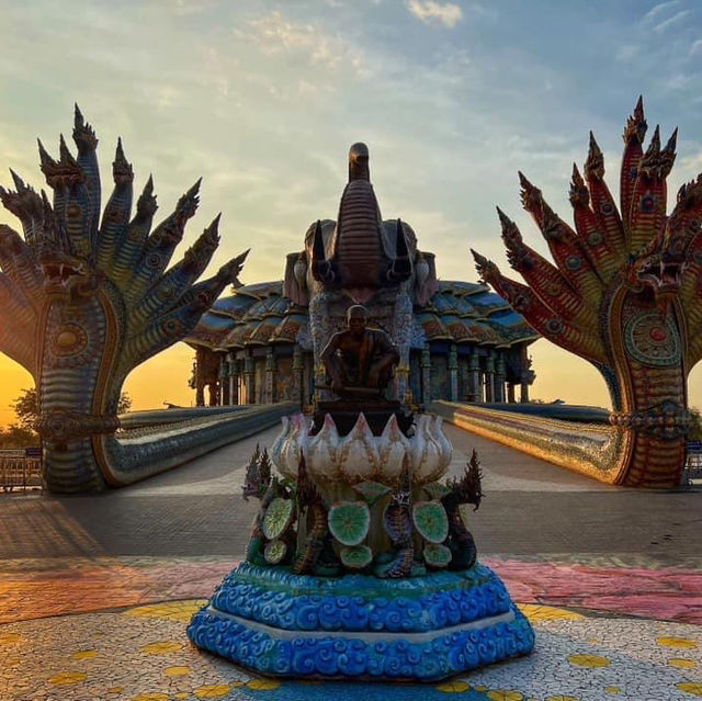 วิหารเทพวิทยาคม วัดบ้านไร่ 