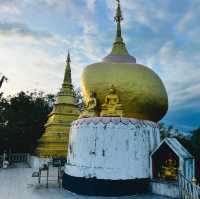 วัดพระธาตุรัตนเจดีย์ถ้ำแม่อุสุ  จ.ตาก