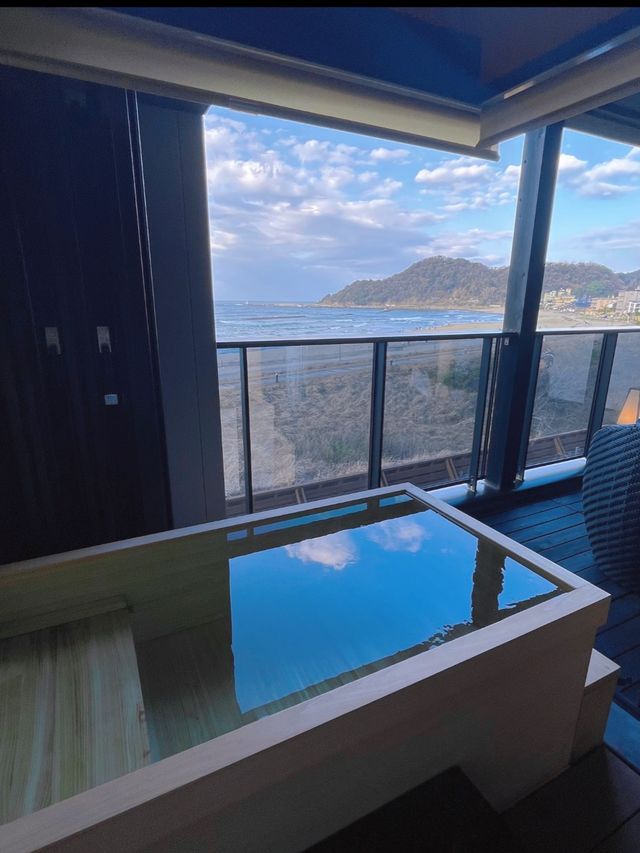 【京都】海の前にある全室客室露天風呂付き全7室の温泉旅館♨️