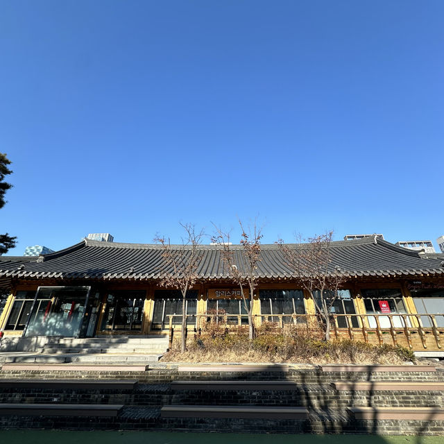 《仁川/松島》 韓屋スタイル🇰🇷HOLLYS COFFEE☕️