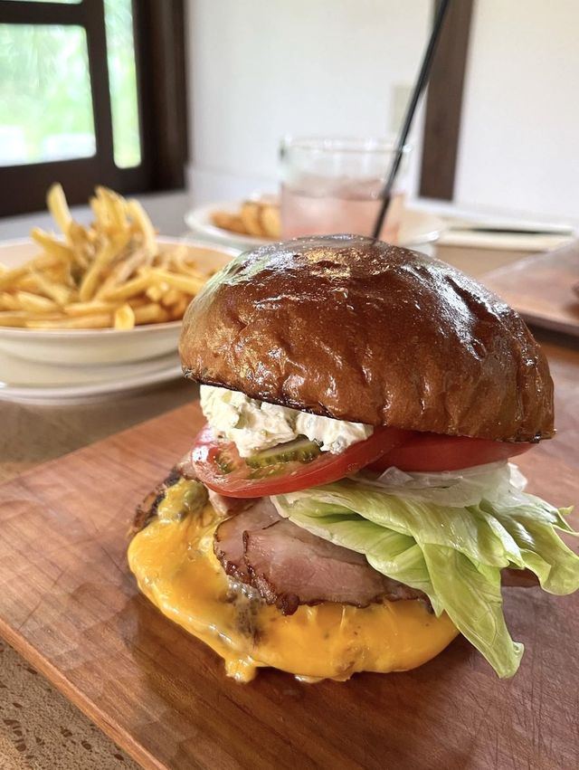 【福岡カフェ】緑の中の古民家ハンバーガー屋さん🍔