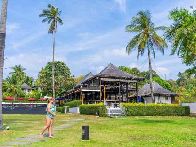 ที่พักติดทะเลภูเก็ต วิลล่าสุดหรูระดับ 5 ดาว 