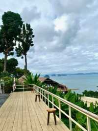วิวหลักล้าน อาหารหลักร้อย Khaothong hill cafe