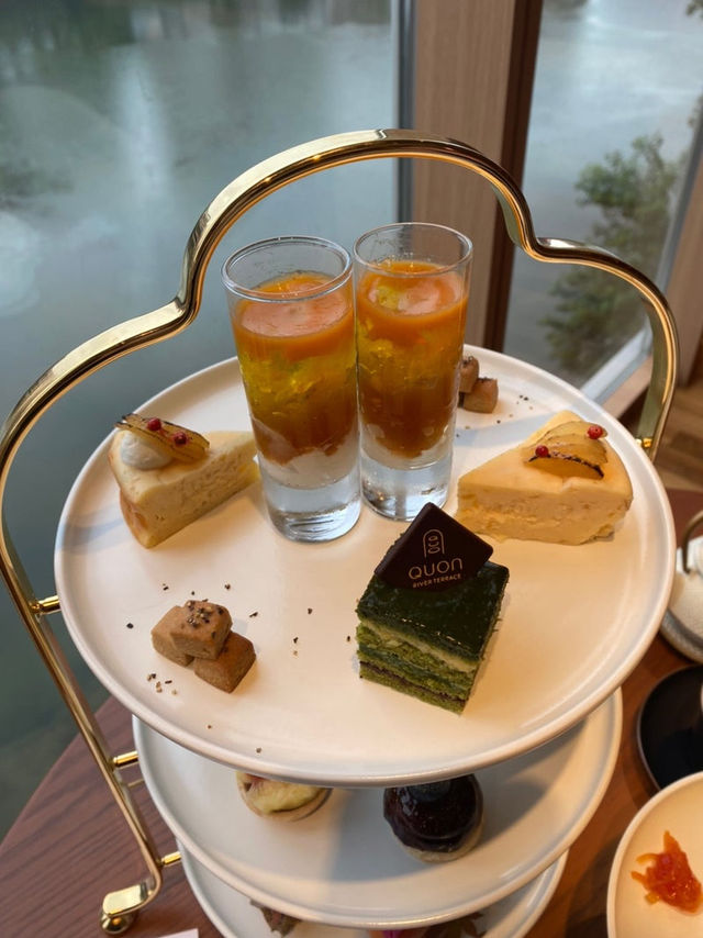 【福岡カフェ】中洲の川を眺めながらおいしいアフタヌーンティー