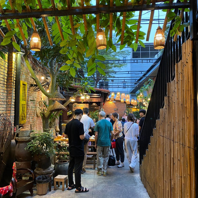 베트남 여행 반세오 로컬 맛집 'Bep Cuon' 다낭
