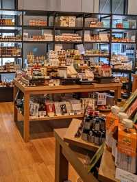 日本京都-紅磚建築內的高雅雜貨店：DEAN & DELUCA