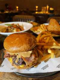 Another Round Thonglor 13