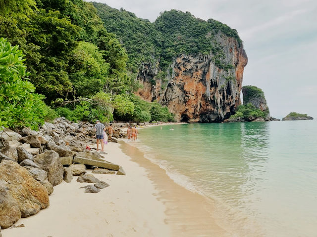 Phra nang Cave Beach 