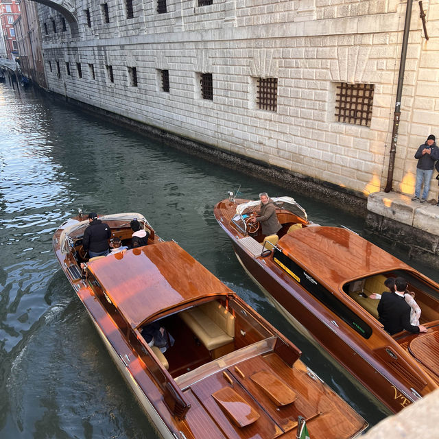 สัมผัสความโรแมนติกที่ Venice 