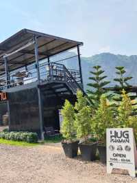 ฮักผาม่าน คาเฟ่วิวสุดปัง