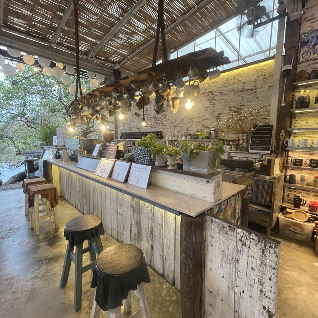 ร้านสายลม บางปู📍สมุทรปราการ