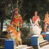 วัดแสนสุข บางแสน