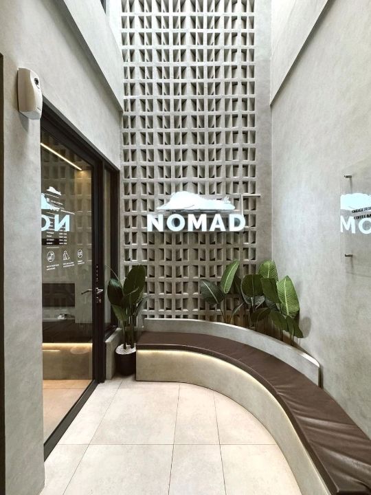 Nomad Cafe