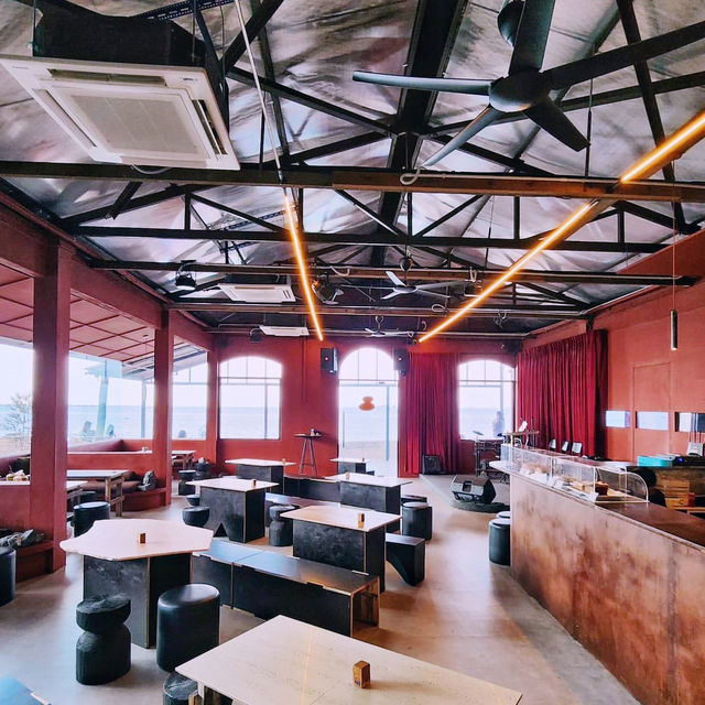 Batu Cafe & Bar