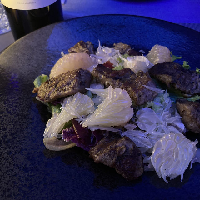 大推灣仔區有美食和現場樂隊的天台酒吧｜City Dancer Grill & Live Music Bar