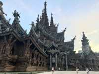 ปราสาทสัจธรรม