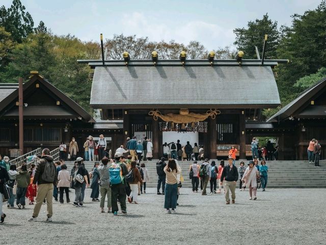 ศาลเจ้าฮอกไกโด (Hokkaido Shrine) 