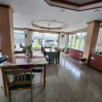 ริทชี่เฮ้าส์ Ritzy House Hote