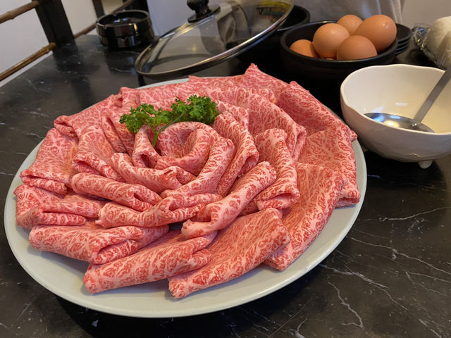〈宮崎〉ここのすき焼きが1番好き。宮崎牛を堪能できる焼肉屋さん