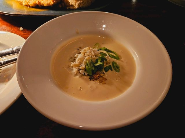 Back to Tommy Bahama, a great restaurant at The Woodlands