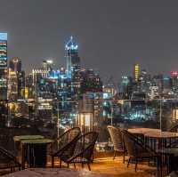 โรงแรมหรู 5 ดาวย่านสาธรที่เห็นวิวเขียวๆของสวนลุมได้