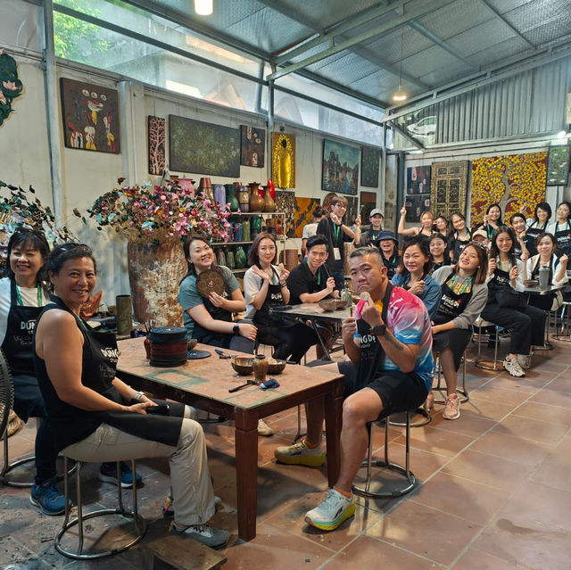 Hanoi Village Lacquerware Handicrafts with Local Folks