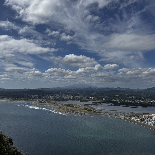 성산일출봉 정상에서 바라보는 한라산 풍경 ⛰️