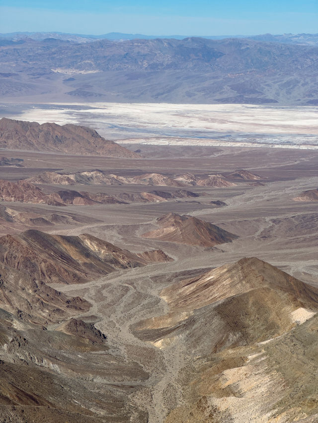 Secret awesome viewpoint in Death Valley
