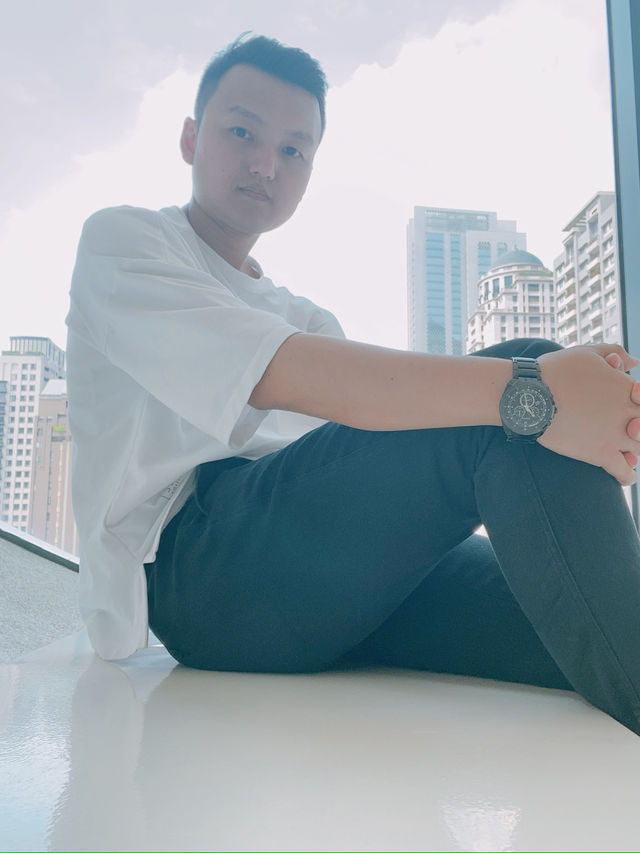 在《台中歌劇院》散步：建築之美與內心的寧靜