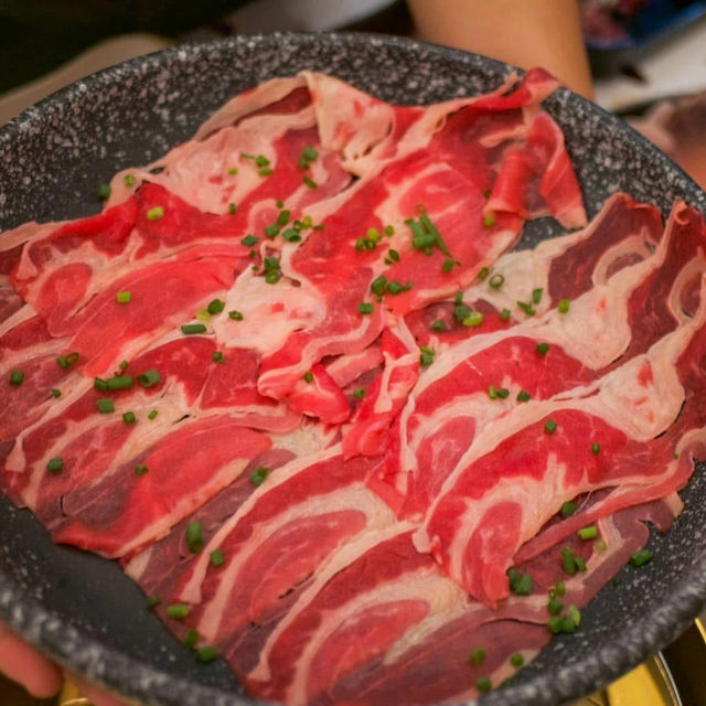 Red G Mon ร้านบุฟเฟ่ต์ปิ้งย่างแห่งใหม่คู้บอน