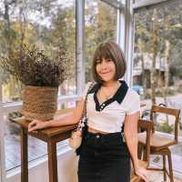 มะลิคาเฟ่ คาเฟ่ติดน้ำตกวิวหลักล้าน