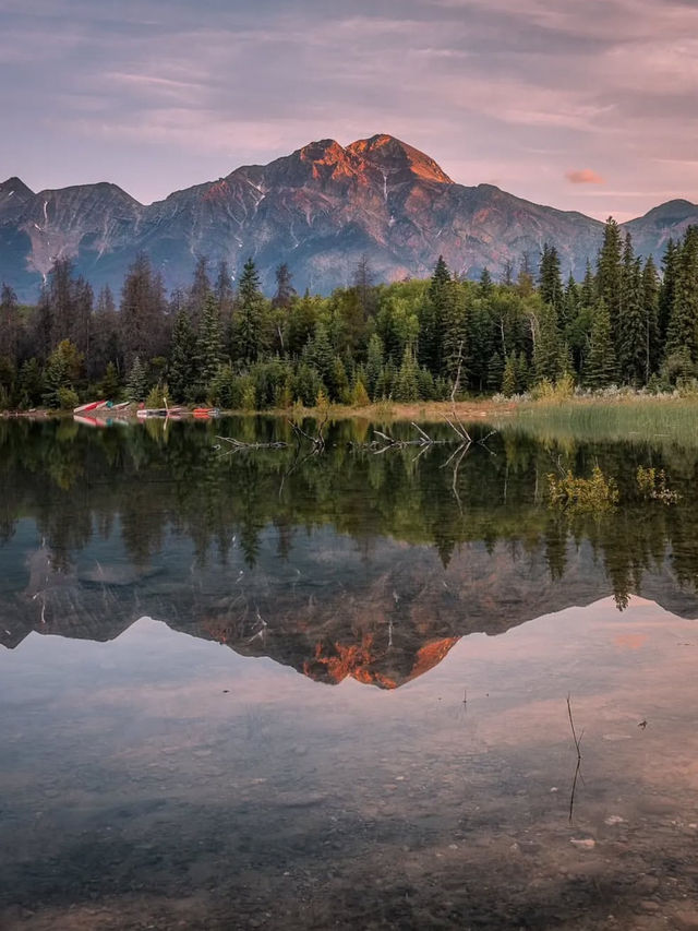 Exploring the Lakes of Jasper National Park