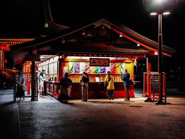 📍 夜晚的雷門 | 旅遊時刻 🌙