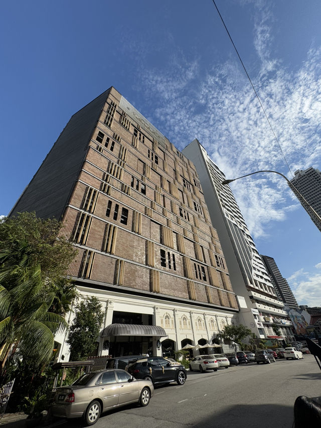🏢 Stripes Out 4stars Hotel in KL