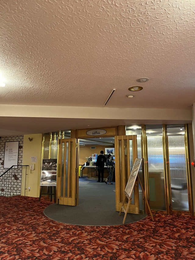 【熱海🇯🇵】海鮮食べ放題！ウェルカムドリンク有！3種類のお風呂を楽しめる最高ホテル🏨