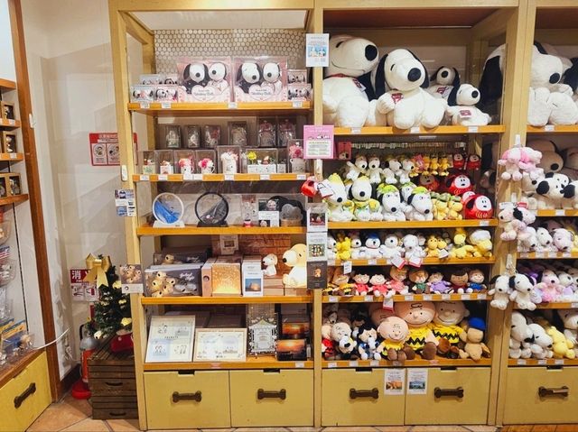 A gift shop with Christ.as vibe at Yokohama A gift shop with Christ.as vibe at Yokohama