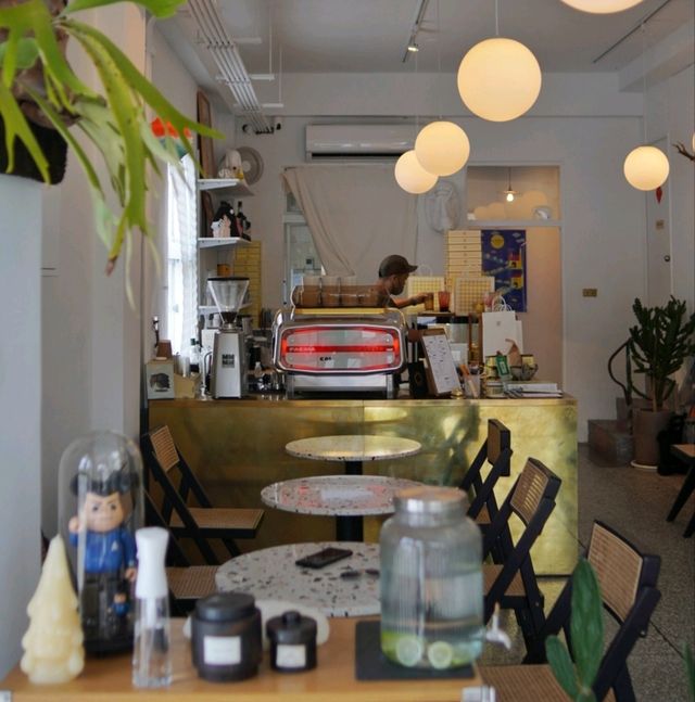 台灣花蓮_美味必訪Cabret Cafe_往返太魯閣必成美味費南雪