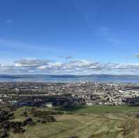Chasing the Sunset: My Enchanting Hike to Arthur’s Seat in Edinburgh
