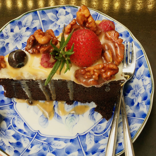 Hidden Blossoms at Wallflowers Cafe
