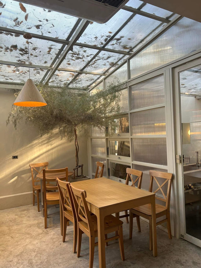  KLĀY cafe concept