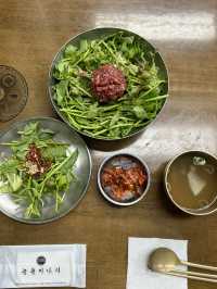  【韓国グルメ】絶品ユッケビビンバ😋ソンスに行くならココで食べるべき‼️