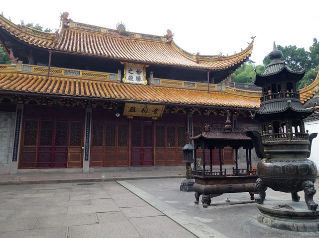 佛教聖地：寧波阿育王寺之旅