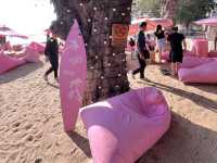 Tutu Beach คาเฟ่สีชมพูริมทะเล