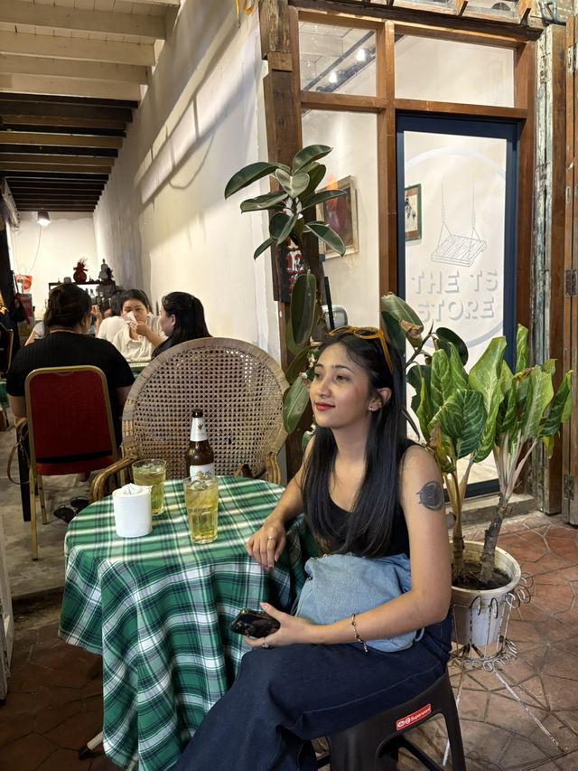 studiyo bar ข้าวสาร