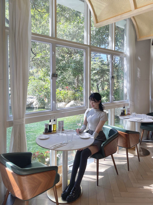 香港公園湖畔玻璃屋打卡餐廳🫧