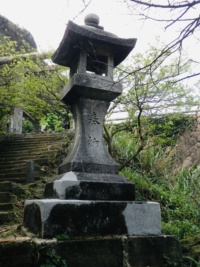 Climbing to the Sky: Gold Temple’s Hidden Trail