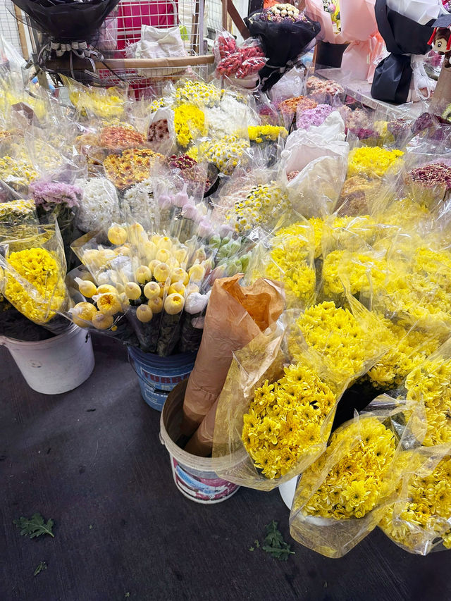 Blooming Beauty at Weng Hoa Flower Boutique! 🌸
