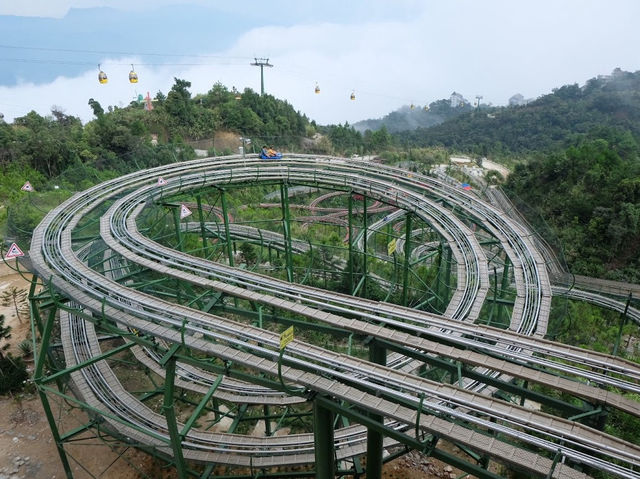 Ba Na Hills จุดหมายที่ต้องห้ามพลาดในดานัง เวียดนาม